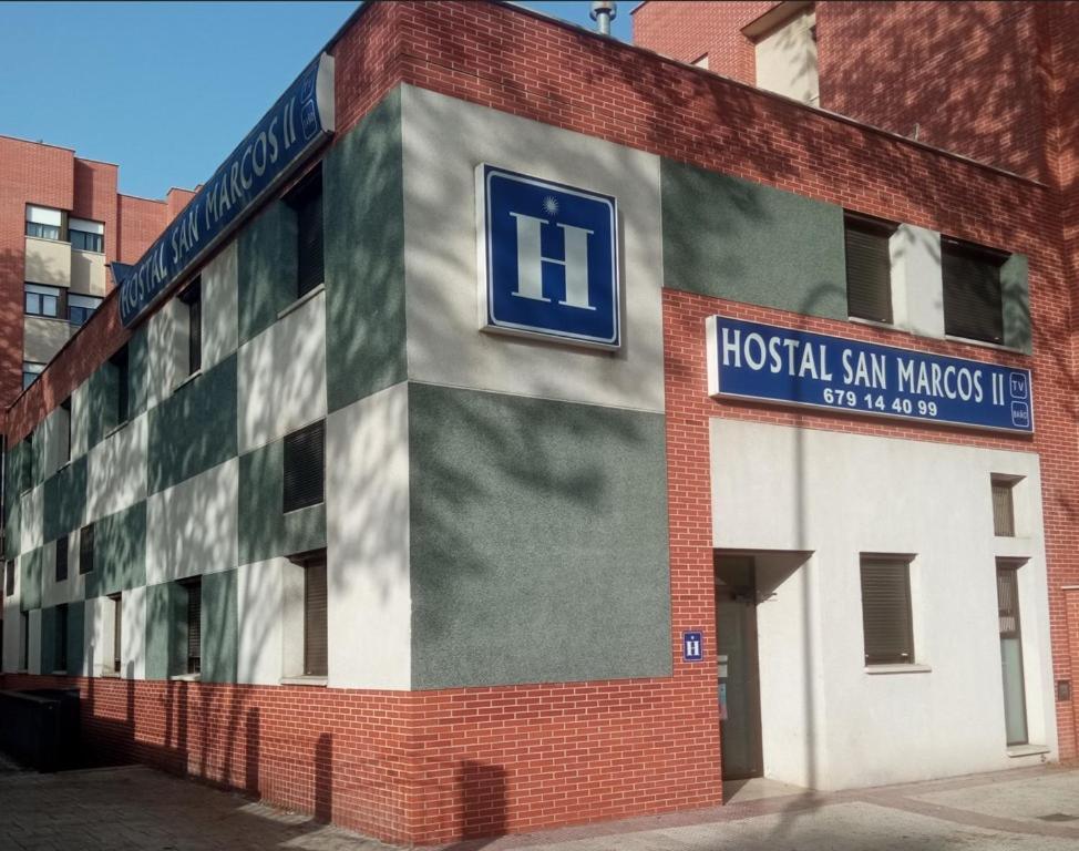 Hostal San Marcos II Guadalajara Exterior photo